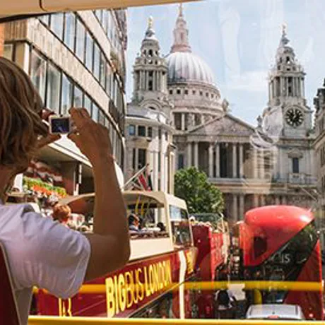 London bus tour with landmark